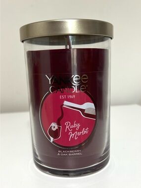 New Yankee Candle Ruby Merlot